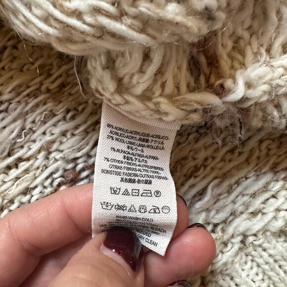 Free People cream neutral oversized short sleeve tunic turtleneck sweater SIZE M - Picture 5 of 6